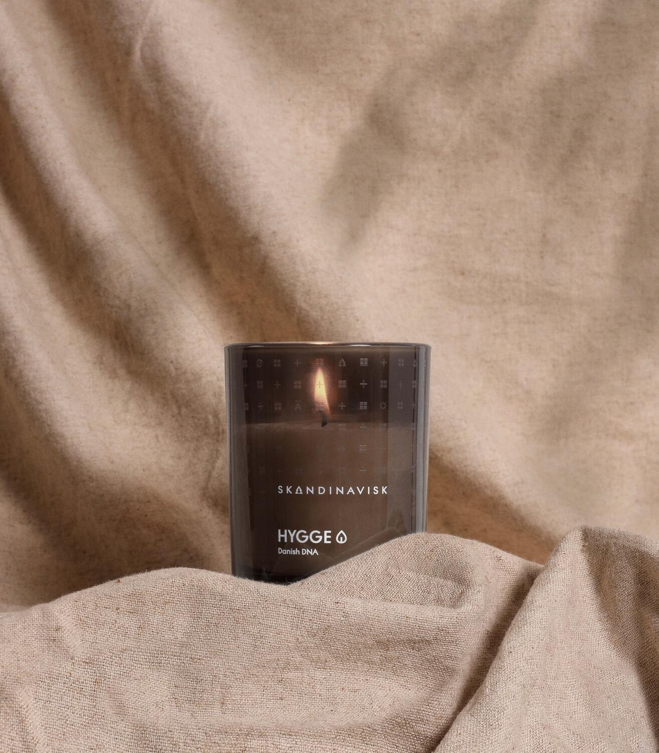 Hygge duftlys, 65g. - Camel brown